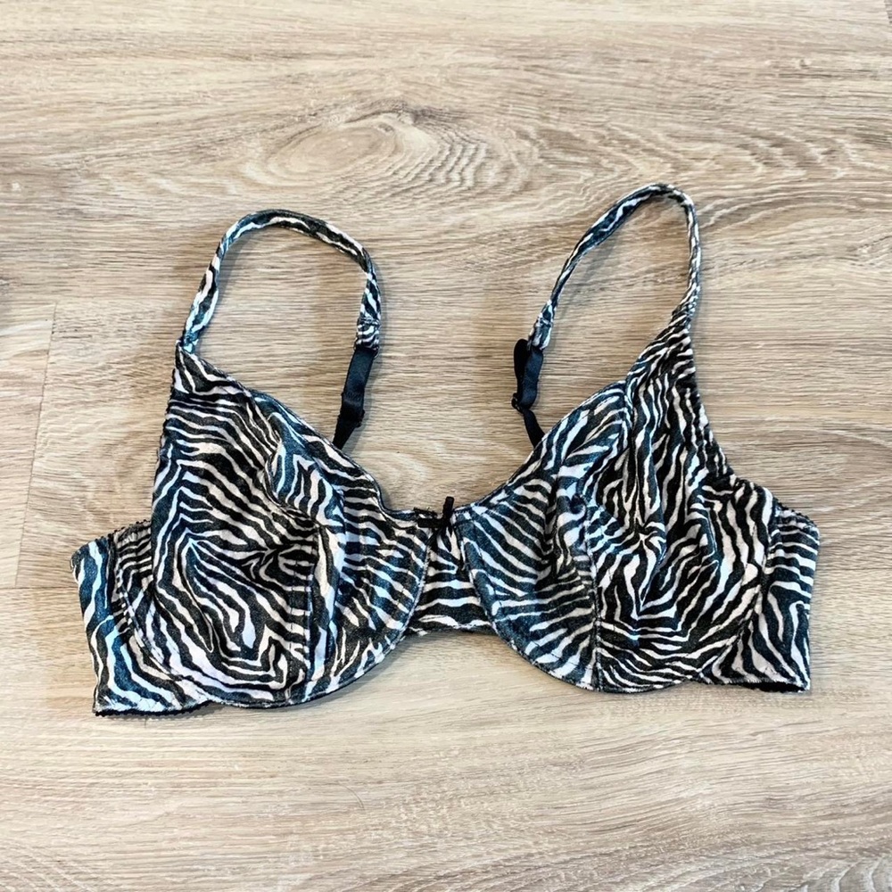 Vintage Y2k 90s Fur Fuzzy Zebra Mcbling Animal Pr… - image 1